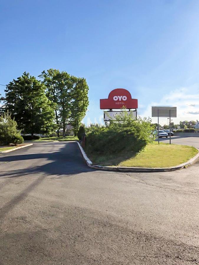 Oyo Hotel Edison Nj Route 1 Zewnętrze zdjęcie
