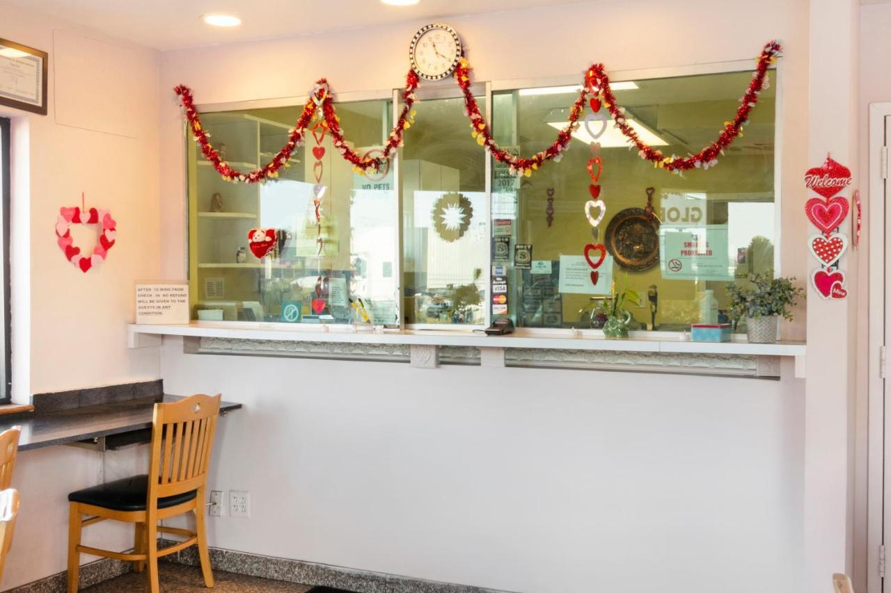Oyo Hotel Edison Nj Route 1 Zewnętrze zdjęcie