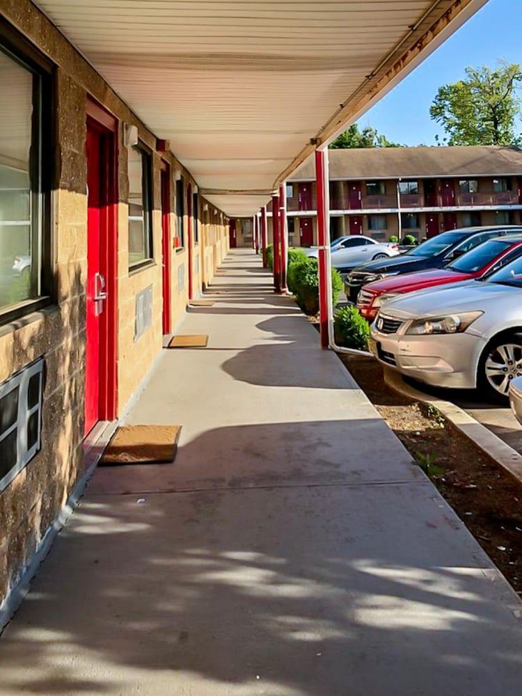Oyo Hotel Edison Nj Route 1 Zewnętrze zdjęcie