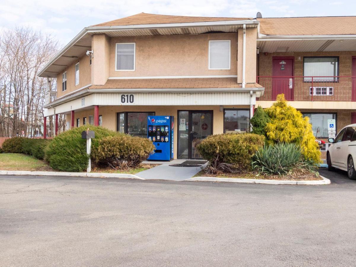 Oyo Hotel Edison Nj Route 1 Zewnętrze zdjęcie